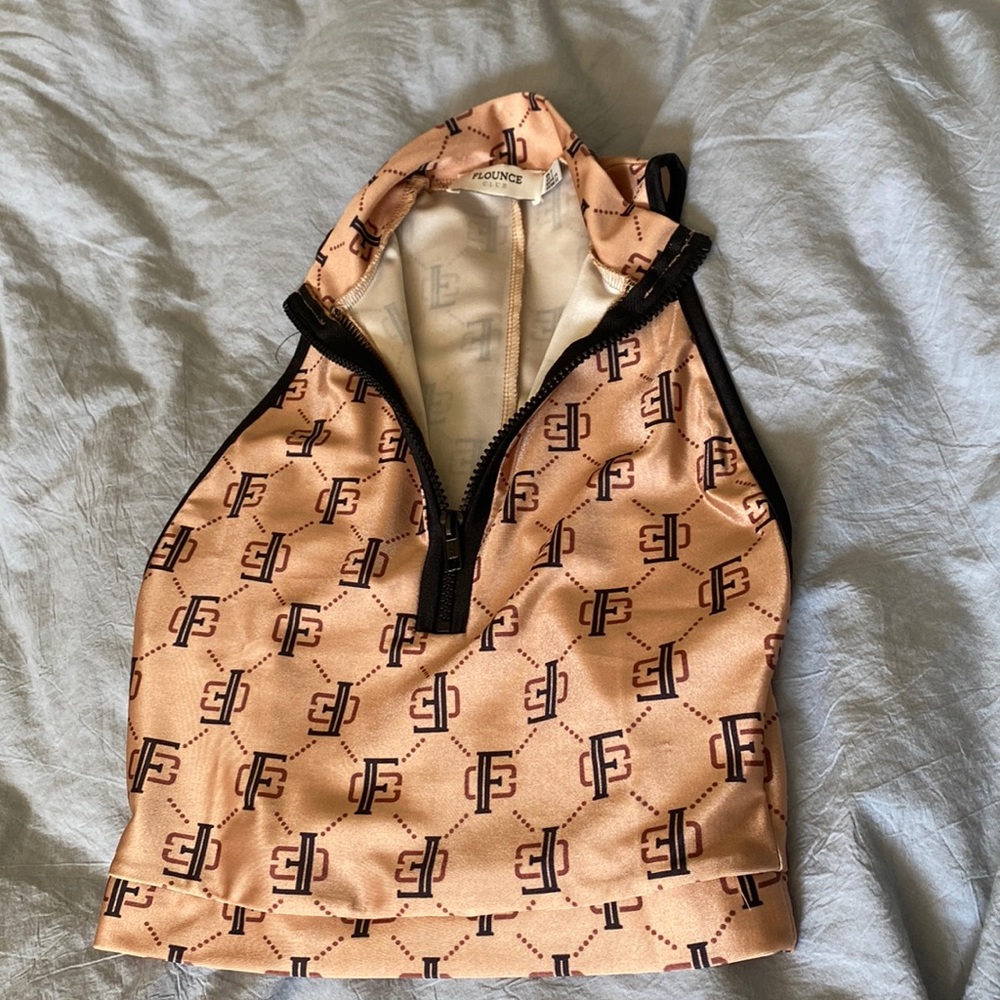 Flounce club tank shirt